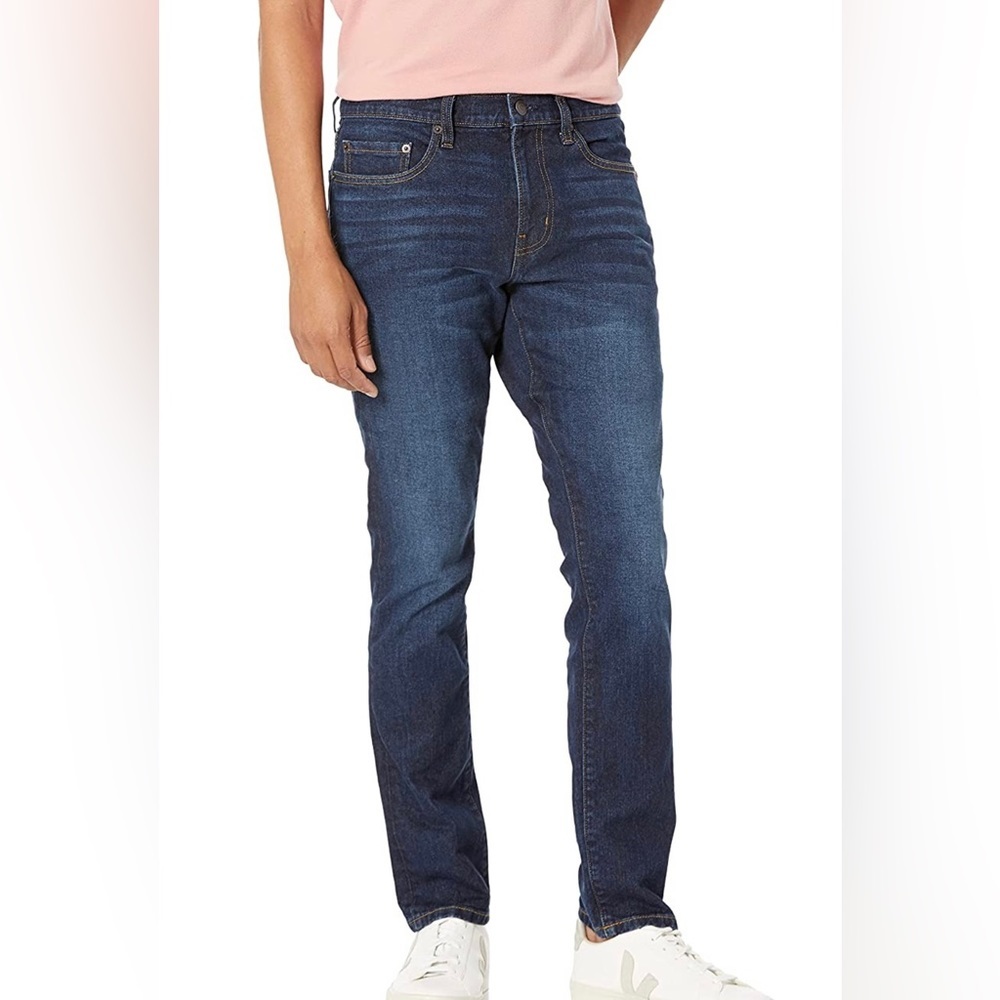 NWT Amazon Essentials Men's Skinny Mount Stretch Jean size 32w X 30l